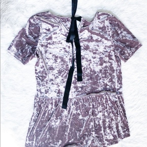 Pleione Crushed Velvet Tunic w Bow Accent Medium - Picture 8 of 8